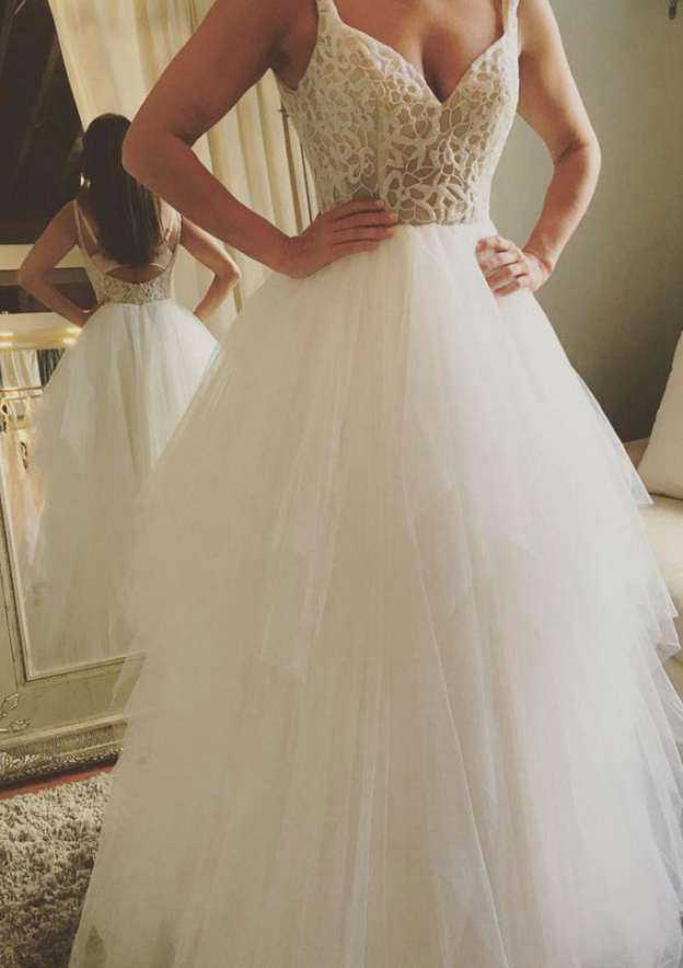 Lace Tulle A-Line Wedding Dress with Sweetheart Neckline and Court Train