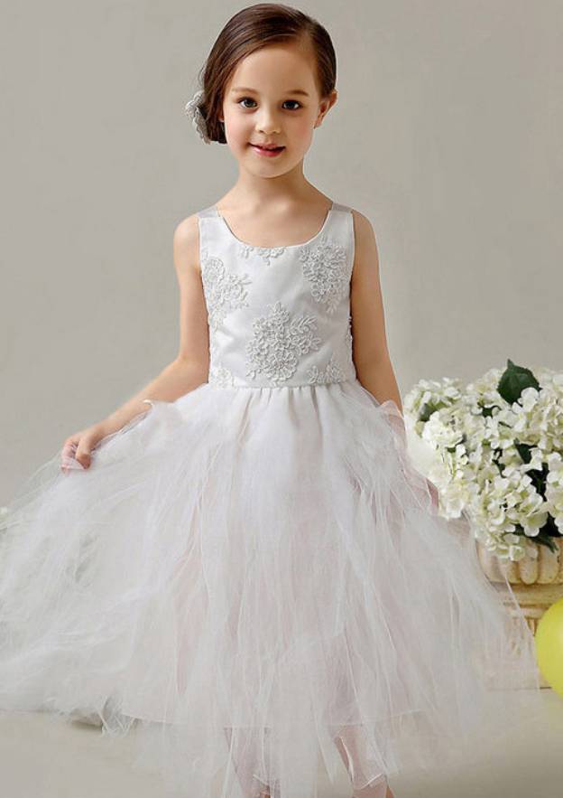 Tulle Bateau Tea-Length A-line Flower Girl Dress with Applique