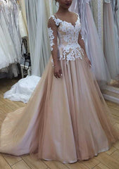 3/4 Sleeve Court Train Tulle Wedding Dress with Appliqued, A-line/Princess Bateau