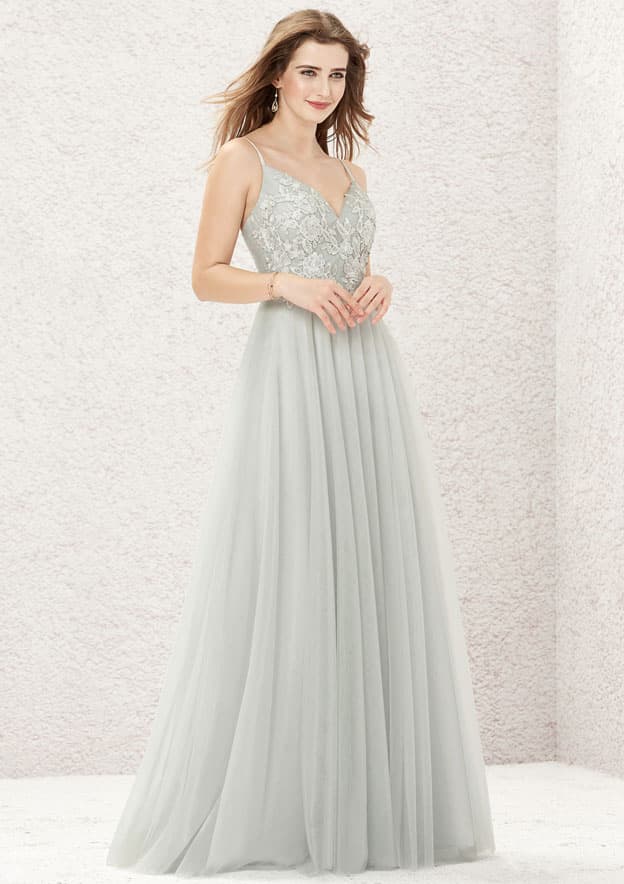 V Neck Sleeveless A-line Tulle Bridesmaid Dress with Pleats and Appliques, Floor-Length
